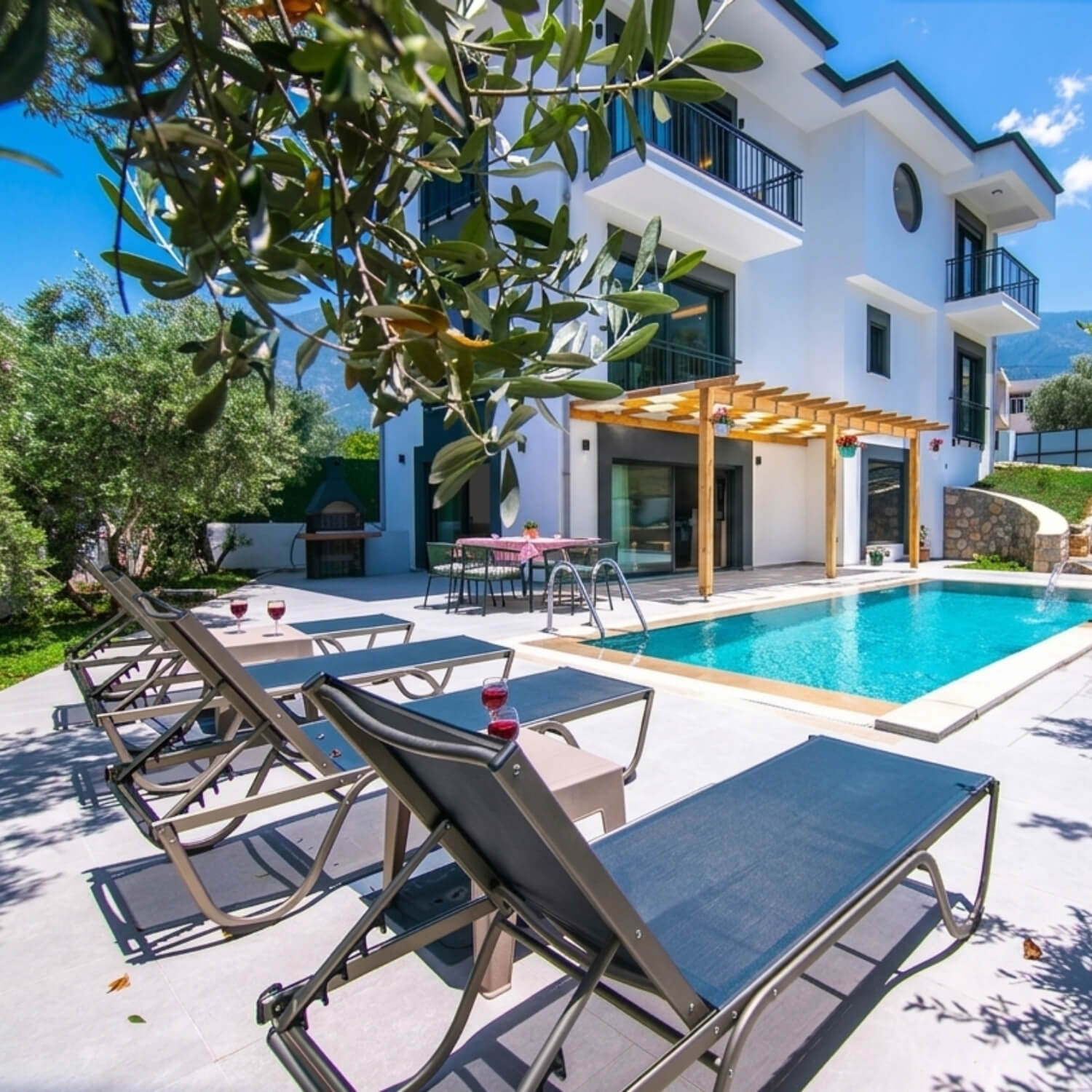 Villada Konakla villa yaşam alanı